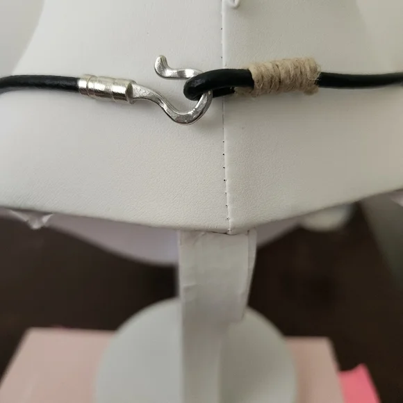 Hawaiian Hemp Bone Hook necklace - Picture 3 of 3